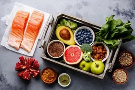 ویدئو| مواد غذایی با طبع سرد چه بلایی بر سر بدن می&zwnj;آورد؟