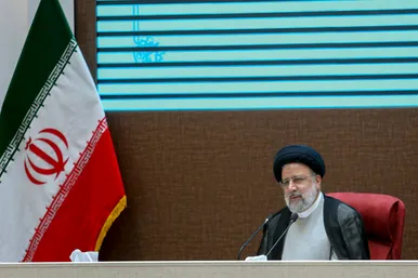 نشست رییس جمهور با فعالین فرهنگی خراسان رضوی