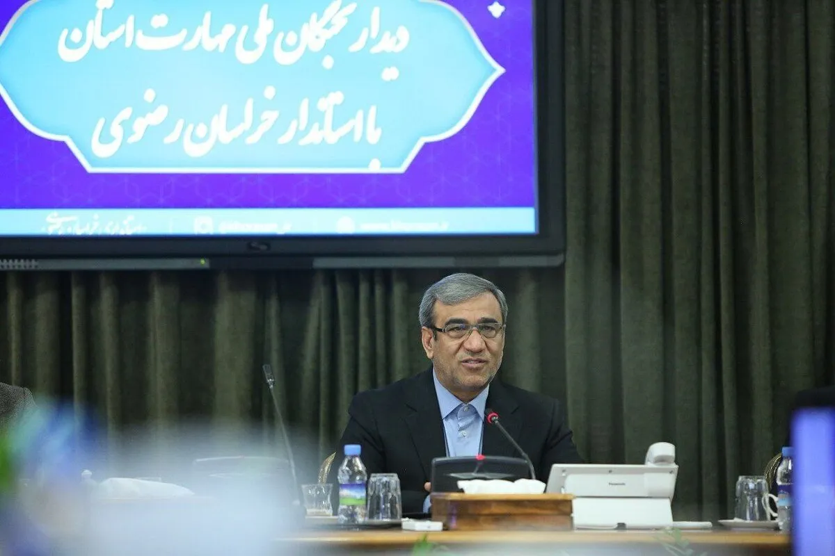 استاندار خراسان رضوی: با تمام امکانات کنار نخبگان هستیم