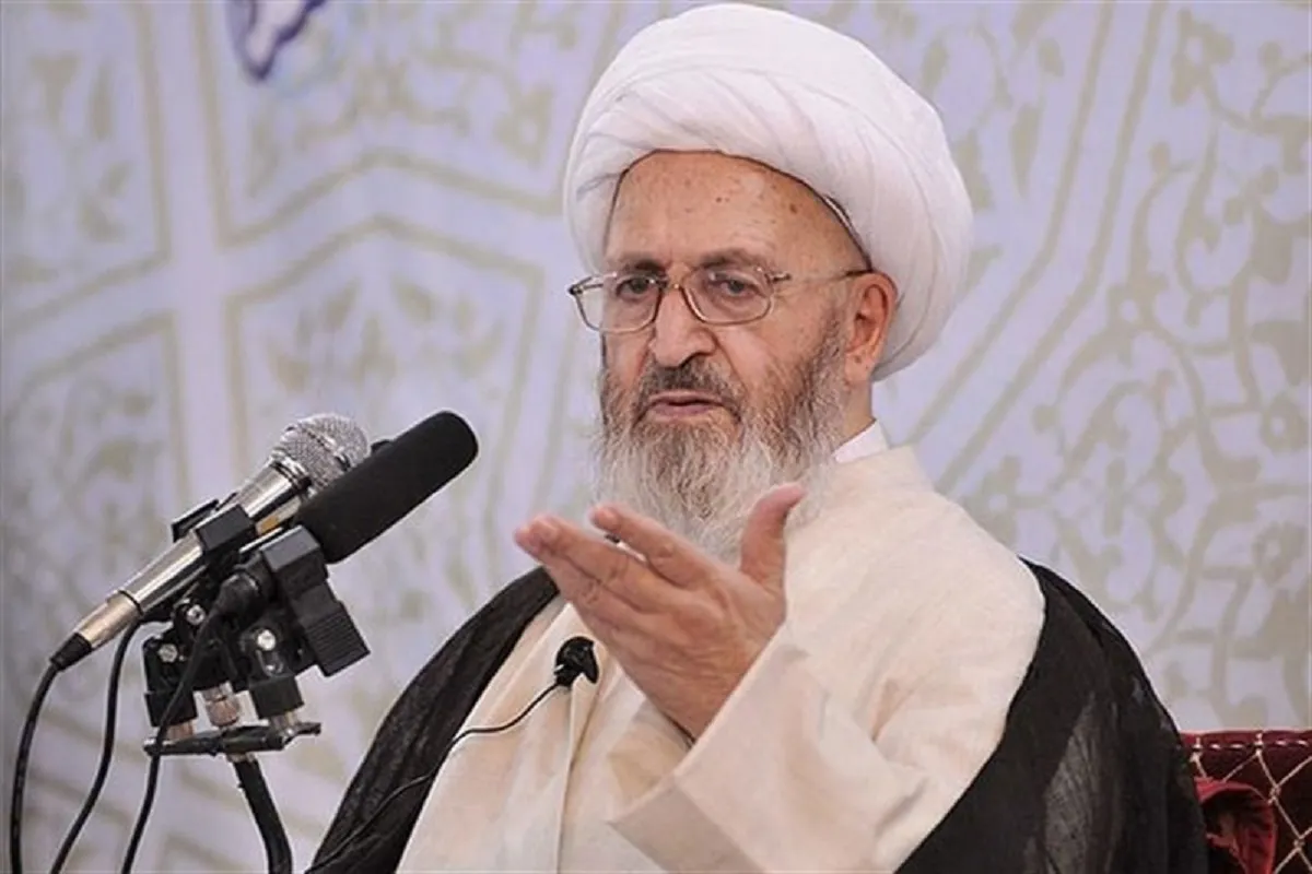 آیت‌الله سبحانی: هر نوع اهانت به مقام معظم رهبری و نظام اسلامی، نشانه درماندگی دشمن است