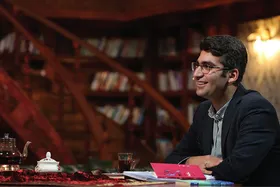 گفت&zwnj;وگو با دکتر مجتبی شکوری، کارشناس محبوب این روز&zwnj;های برنامه کتاب&zwnj;باز