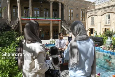 گزارش تصویری | مسافران نوروزی در خانه داروغه مشهد