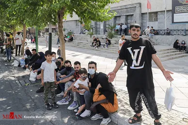سرگردانی افغانستانی‌ها در مقابل سفارت آلمان