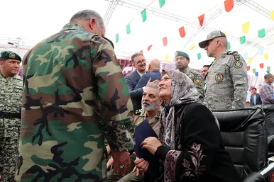 مراسم بهره برداری از طرح ۸۸۸ واحدی منازل سازمانی ارتش در مشهد 