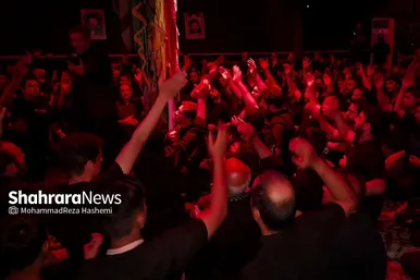 مراسم «شام غریبان حسین» مهاجران افغانستانی‌ در مدرسه علمیه حضرت قائم (عج)