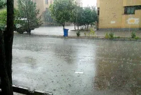 بارش تگرگ و باران در مشهد+فیلم