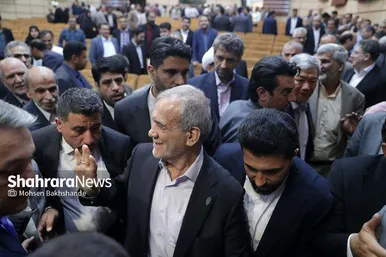 گزارش تصویری | همایش «نهضت توسعه عدالت آموزشی با رویکرد محرومیت‌زدایی از فضاها و تجهیزات آموزشی و کیفیت‌بخشی با مشارکت مردم» با حضور رئیس‌جمهور
