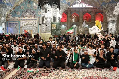 گزارش تصویری | اجتماع نوجوانان عاشورایی در سیزدهمین سوگواره «احلی من العسل» در حرم امام‌رضا(ع)