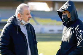 پرسپولیس در دوراهی گل&zwnj;محمدی - درویش