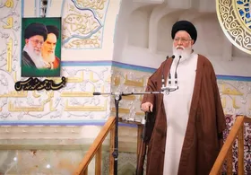 آیت&zwnj;الله علم&zwnj;الهدی: دشمن از وحدت شیعه و سنّی هراس دارد | "مرگ بر آمریکا" تبدیل به گفتمان شده است