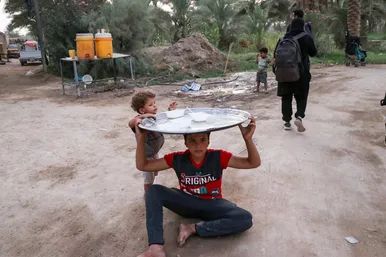 خادمان کوچک اربعین