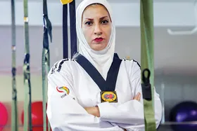 مربی قهرمانان حاشیه شهر