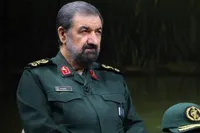 سرلشکر رضایی: بیانات حکیمانه رهبر معظم انقلاب غبار تردید را زدود و توطئه دشمنان را نقش بر آب ساخت