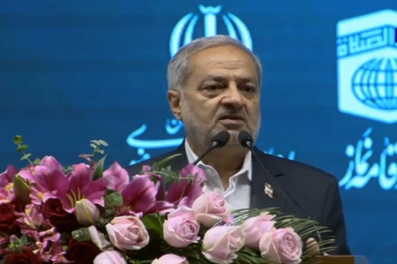 وزیر اموزش و پرورش