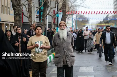 تحویل سال ۱۴۰۳ در حرم مطهر امام رضا (ع) و خیابان‌های منتهی به حرم