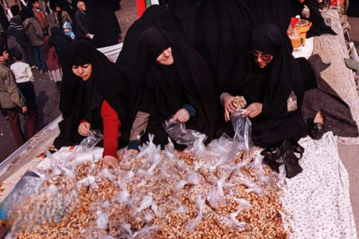 پشتیبانی بانوان محله «ایثارگران» مشهد از بسیجیان با محوریت مسجد
