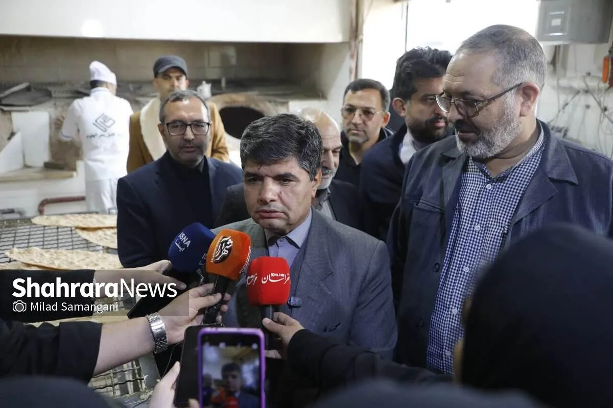 فرماندار مشهد: تا پایان سال جاری، ۲۶۰ نانوایی در شهرستان مشهد نان کامل پخت می‌کنند + فیلم