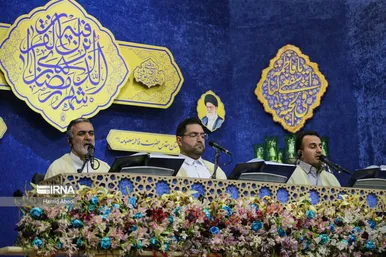 جزءخوانی قرآن در حرم حضرت معصومه (س)