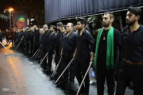 ویدئو| آیین شاه حسین گویان آذری&zwnj;ها در جوار حرم مطهر رضوی