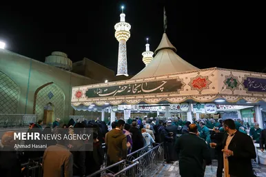 حال و هوای حرم مطهر رضوی در شب میلاد امام جواد (ع)