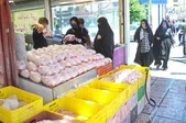 آخرین قیمت مرغ در بازار امروز مشهد (۲۱فرور‌دین) | نظارت بر بازار گوشت و مرغ در ایام ماه رمضان ضرورت دارد + فیلم