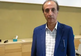 محمدرضا حیاتی: تماس گرفتند گفتند فعلا تلویزیون نیایید!