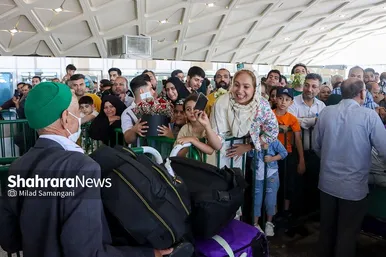 عکس‌های بازگشت اولین کاروان حجاج خراسانی به مشهد