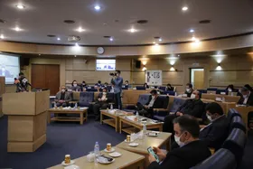 شهردار مشهد: نوروزی به کرونا مبتلا شد/ اتوبوس&zwnj; ها و تاکسی&zwnj; های برقی در راه حمل و نقل همگانی مشهد