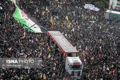 گزارش تصویری | مراسم تشییع پیکر شهدای اقتدار در تهران (۷ تیر ۱۴۰۴)