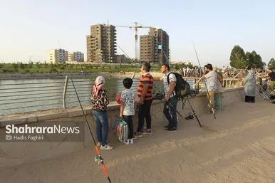 جشنواره ماهیگیری در رود پارک مشهد