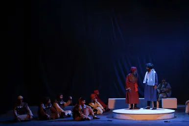 تئاتر آئینی «گرگ و میش»