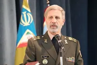 سرلشکر حاتمی: ارتش آماده‌تر از همیشه، مقتدارنه و با بصیرت انقلابی در برابر هرگونه دشمنی می‌ایستد