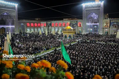 تصاویری از آئین شام غریبان امام رضا (ع) در حرم مطهر رضوی