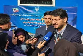 واکنش بذرپاش به واردات لکوموتیو: اگر تولیدکنندگان داخلی قیمت&zwnj; رقابتی ارائه نکنند، از اهرم واردات استفاده می&zwnj;کنیم