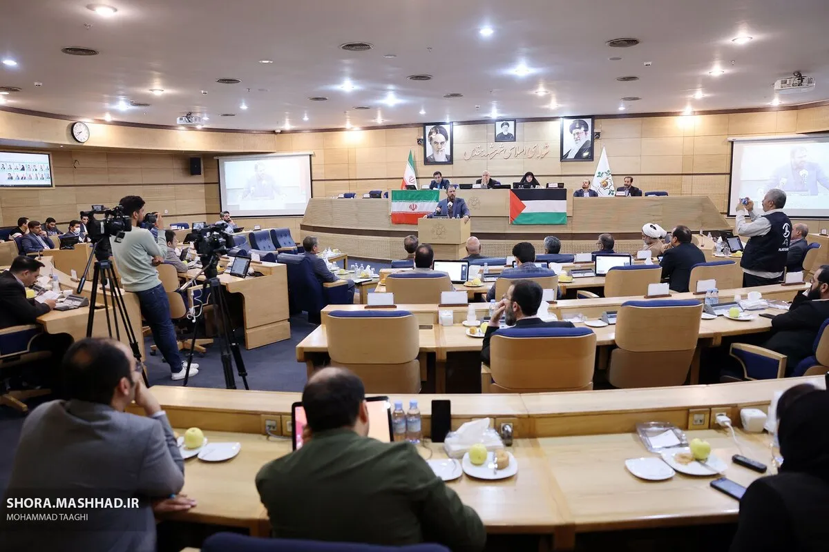 از انتقاد تا‌ دفاع در نود و ششمین صحن علنی شورای شهر مشهد + فیلم