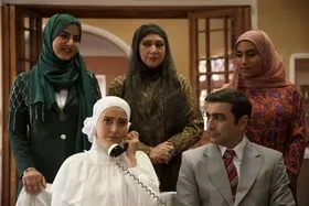 شبنم قربانی و محمد رشنو در پشت صحنه سریال طوبی + عکس