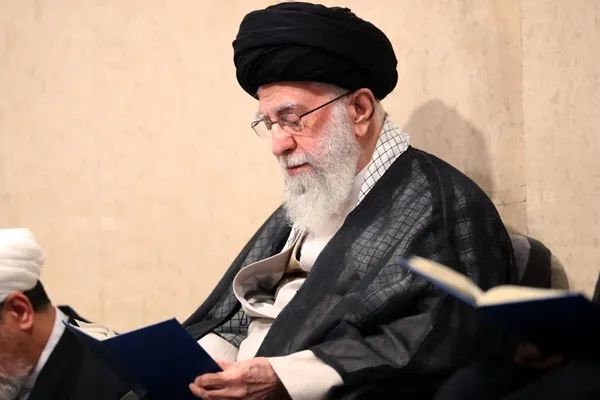 مراسم بزرگداشت شهدای خدمت با حضور رهبر معظم انقلاب برگزار شد + فیلم و تصاویر