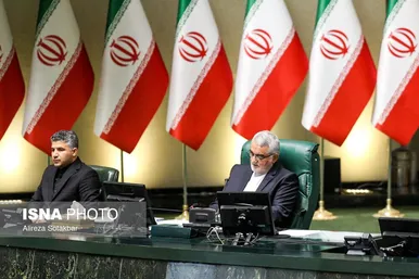 عکس‌هایی از آغاز مجلس دوازدهم توسط هیئت رئیسه سنی