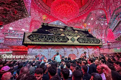 گزارش تصویری | حال و هوای کربلای معلی در شب جمعه ، شب زیارتی سیدالشهدا (ع)، در آستانه اربعین حسینی