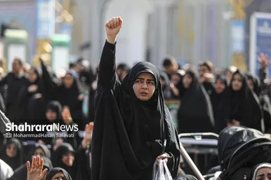 گزارش تصویری | عزاداری شهادت رهبر معظم انقلاب اسلامی، در حرم امام‌رضا(ع) - ۱