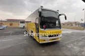 ورود بازیکنان پرسپولیس و صنعت نفت آبادان به ورزشگاه شهر قدس زیر باران + فیلم