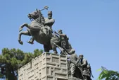 ویدئو | نماز میت بر پیکر نادرشاه