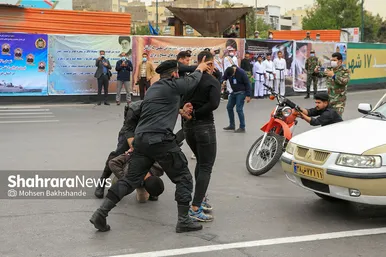 رژه بزرگداشت روز ارتش در مشهد‎‎