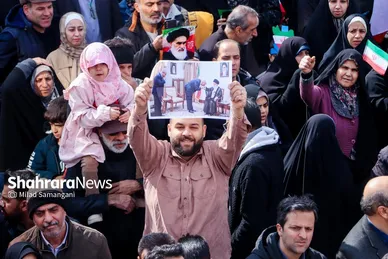 گزارش تصویری | راهپیمایی مردم مشهد در یوم الله ۲۲ بهمن ۲