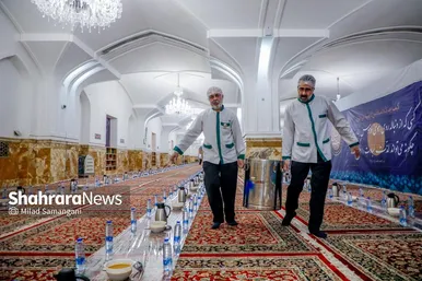 مراسم افطاری در حرم امام‌رضا(ع)
