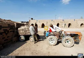 دستمزد ٩٩ کارگران تا پایان فروردین بازنگری می&zwnj;شود
