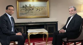 عراقچی خطاب به خبرنگار الجزیره: آیا شما فقیه هستید که فتوا می&zwnj;دهید؟