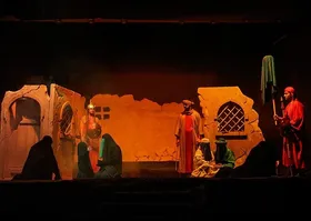 &laquo;خورشید کاروان&raquo; روی صحنه سالن اصلی تئاتر شهر
