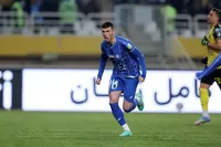 واکنش آسانی به بند فسخ ۵۰۰ هزار دلاری؛ قول دادم، در استقلال می‌مانم