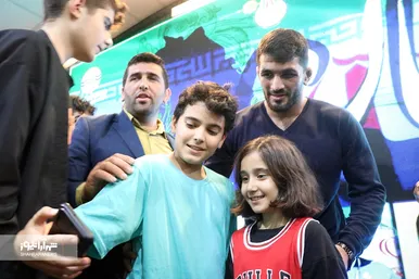 چهارمین همایش ملی «دامان»، تقدیر از والدین قهرمانان ورزش کشور در جزیره قشم